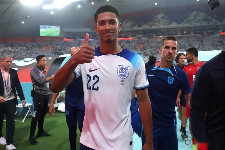 伍建设的长 伍建设的长